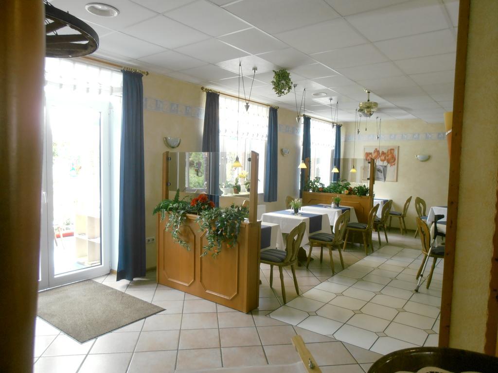 פלוטו Gasthaus Schadde מראה חיצוני תמונה